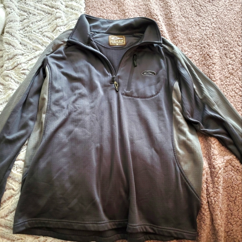 Drake Men's 2 tone gray pullover